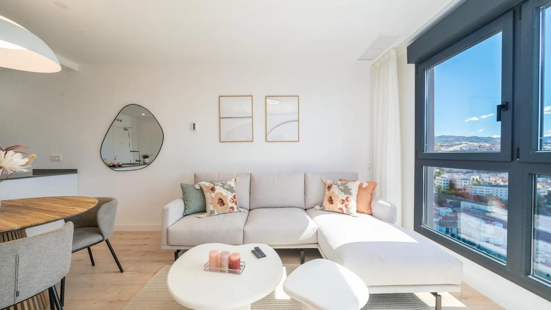 Xpce Urban Malaga Skyline - Parking Free Apartment