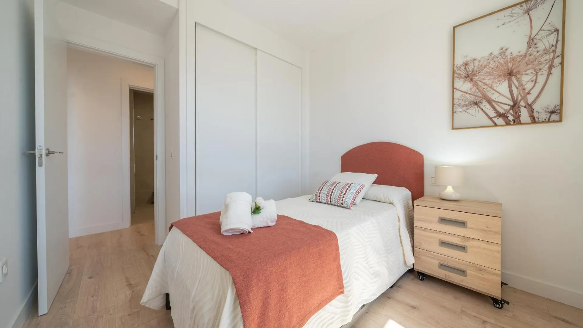 Xpce Urban Malaga Skyline - Parking Free Apartment Spain
