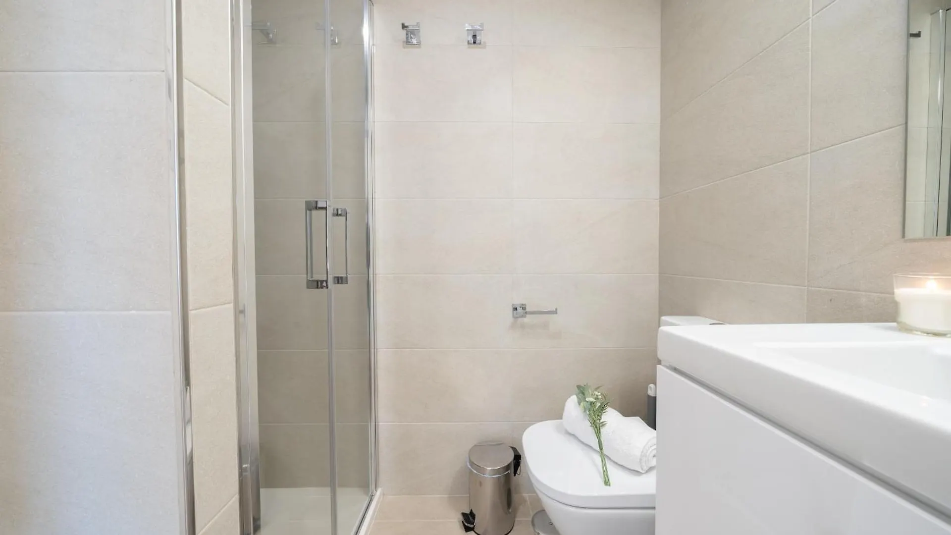 Ferienwohnung Xpce Urban Malaga Skyline - Parking Free