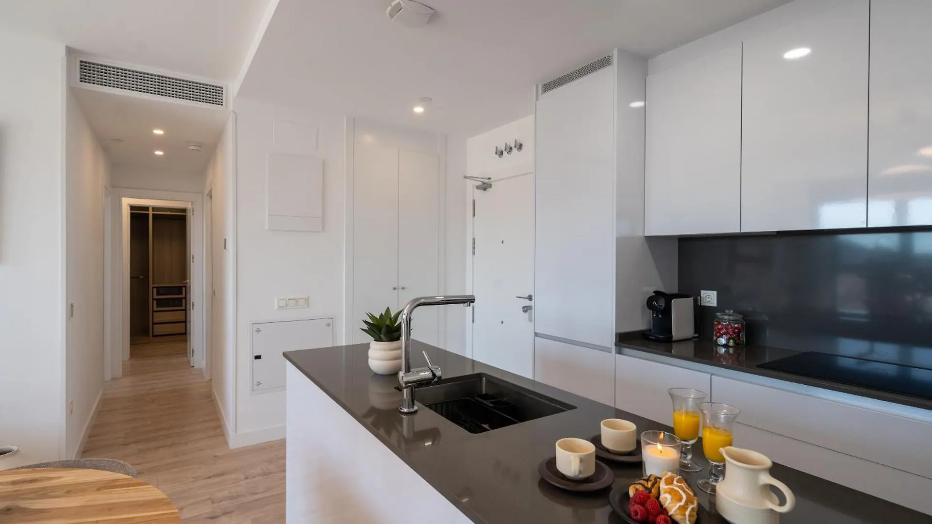 Xpce Urban Malaga Skyline - Parking Free Appartement